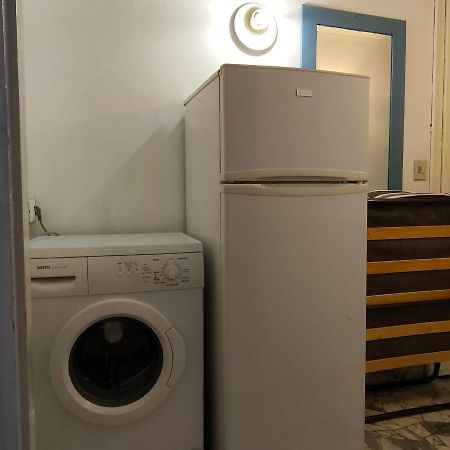 Anto Aircon Studio Monolocale A 15 Min Dal Centro Milan Luaran gambar